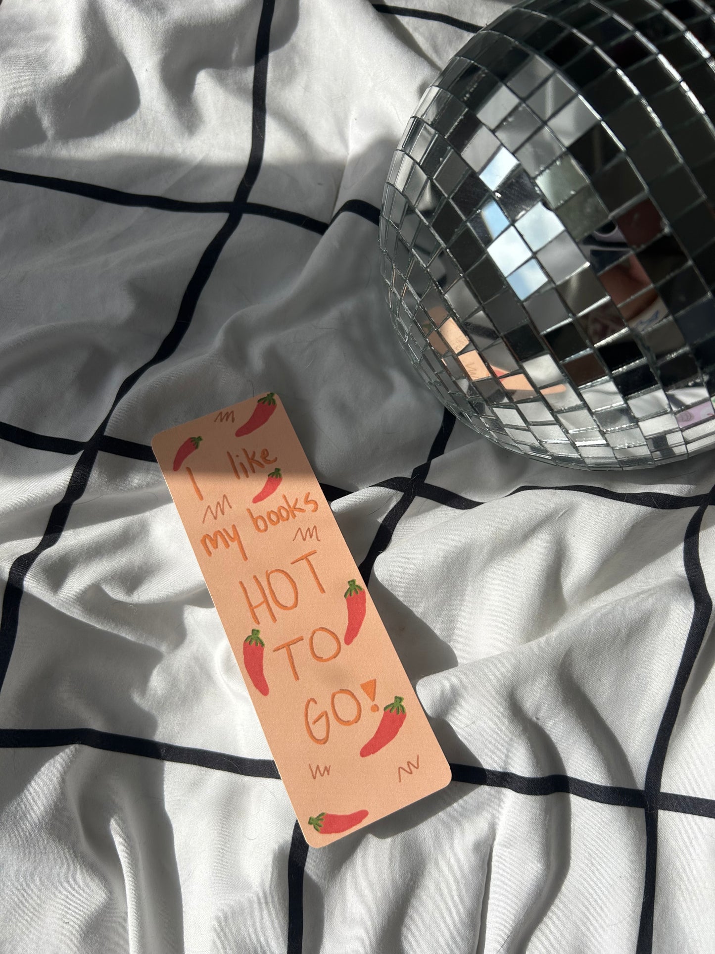 HOT TO GO! Bookmark